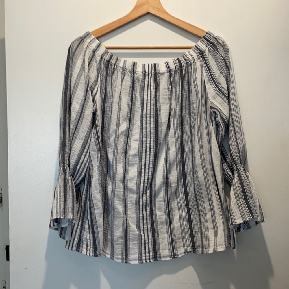 Sanctuary Off the Shoulder Top - Picture 1 of 4